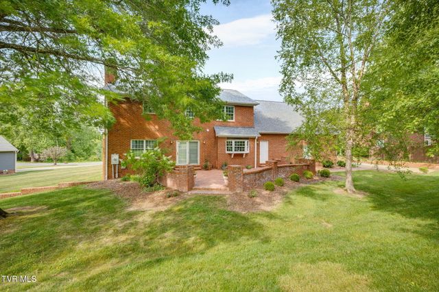 2017 Springfield Avenue, Kingsport, TN 37664