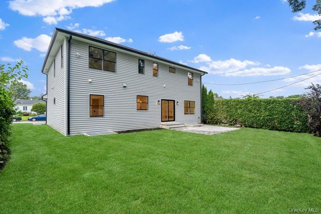 93 Morton Boulevard, Plainview, NY 11803