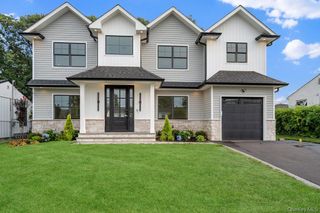 93 Morton Boulevard, Plainview, NY 11803