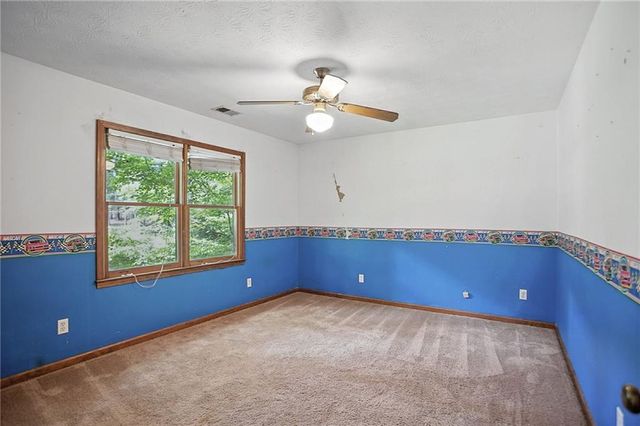 604 Apache Trail, Woodstock, GA 30189