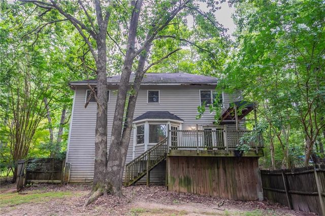 604 Apache Trail, Woodstock, GA 30189