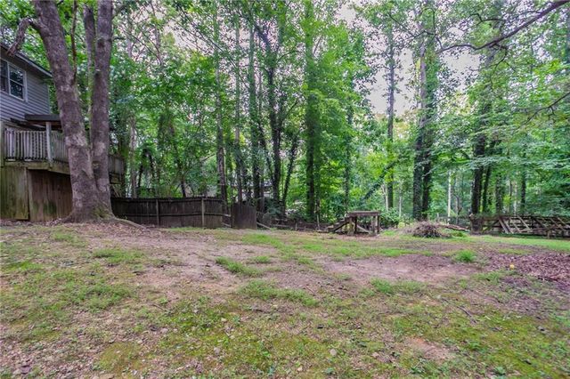 604 Apache Trail, Woodstock, GA 30189