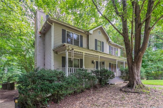 604 Apache Trail, Woodstock, GA 30189