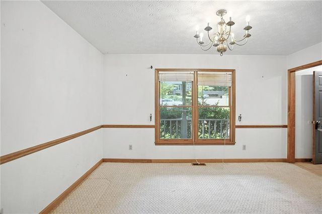 604 Apache Trail, Woodstock, GA 30189