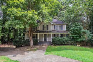 604 Apache Trail, Woodstock, GA 30189