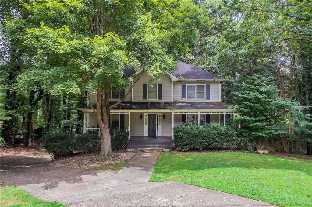 604 Apache Trail, Woodstock, GA 30189