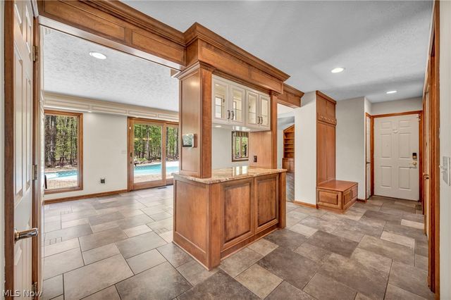 3640 Parson Pond Circle, Westlake, OH 44145