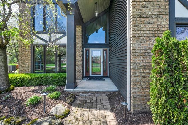3640 Parson Pond Circle, Westlake, OH 44145