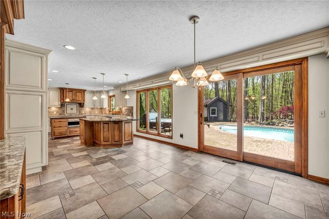 3640 Parson Pond Circle, Westlake, OH 44145