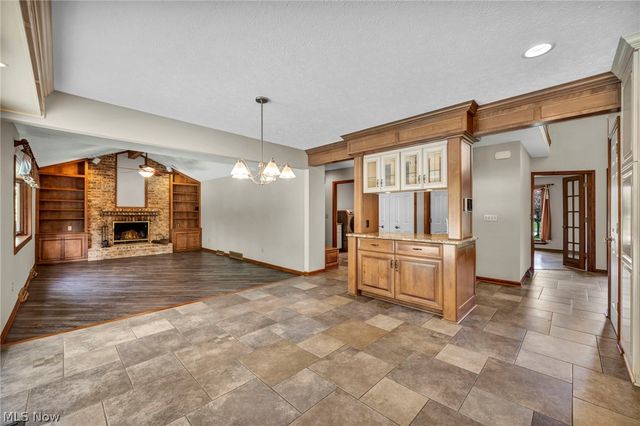 3640 Parson Pond Circle, Westlake, OH 44145
