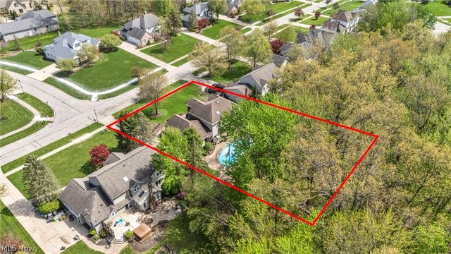 3640 Parson Pond Circle, Westlake, OH 44145