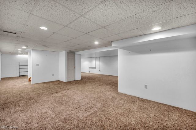 3640 Parson Pond Circle, Westlake, OH 44145