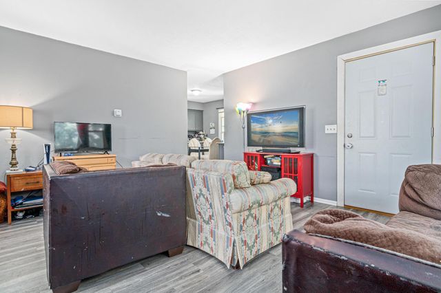 2905 Bryant Avenue N, Minneapolis, MN 55411