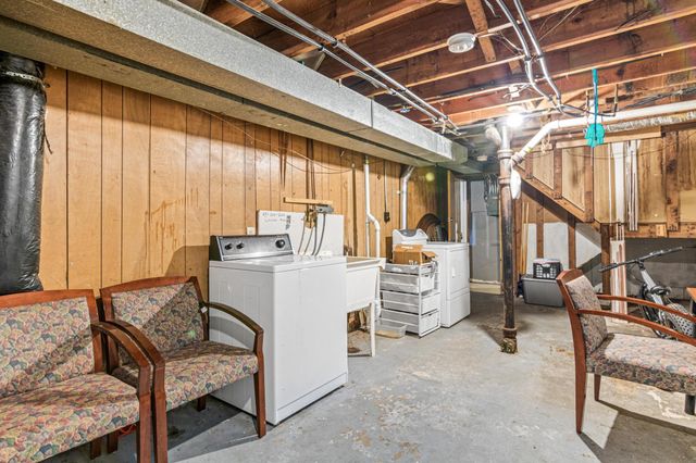 2905 Bryant Avenue N, Minneapolis, MN 55411