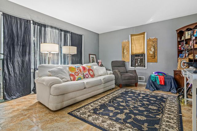 2905 Bryant Avenue N, Minneapolis, MN 55411