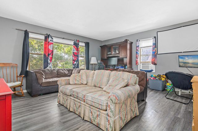 2905 Bryant Avenue N, Minneapolis, MN 55411