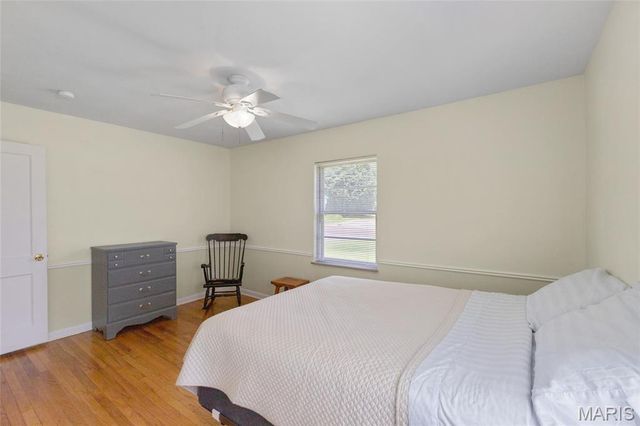 446 W Kirkham Avenue, Webster Groves, MO 63119