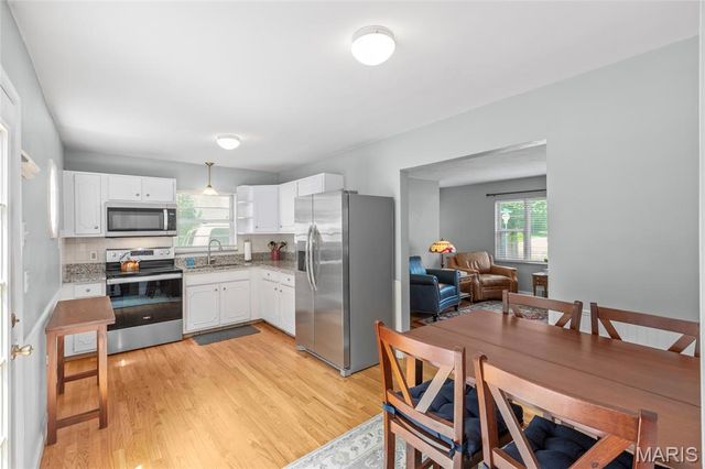 446 W Kirkham Avenue, Webster Groves, MO 63119