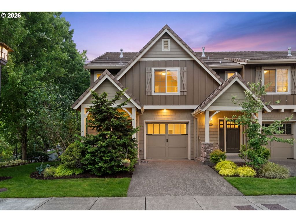 2003 Nw VILLAGE Cir, Portland, OR 97229