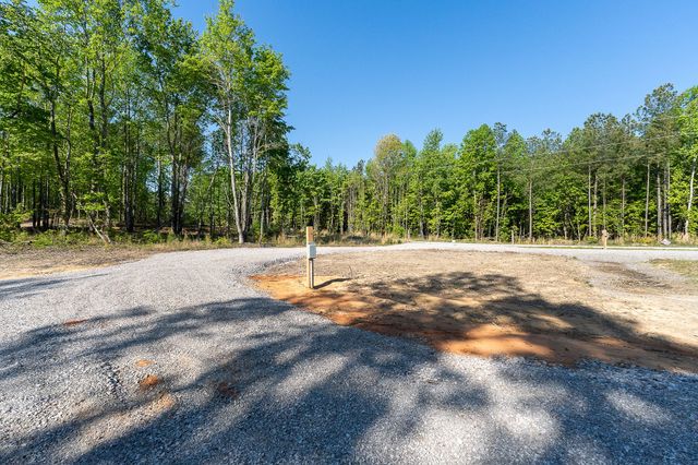 706 Topside Dr, Spencer, TN 38585