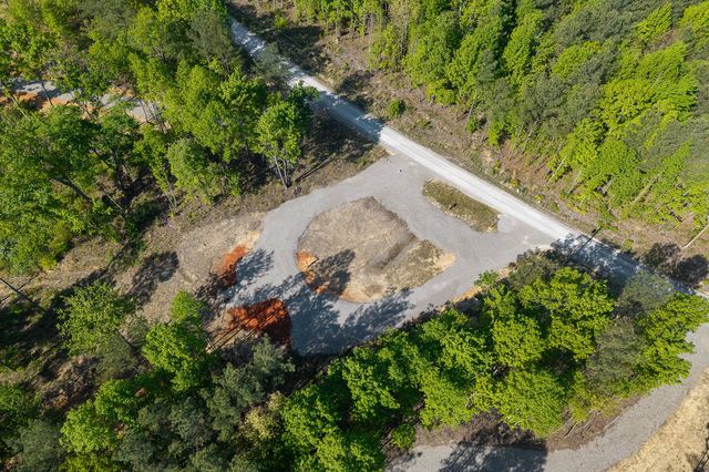 706 Topside Dr, Spencer, TN 38585