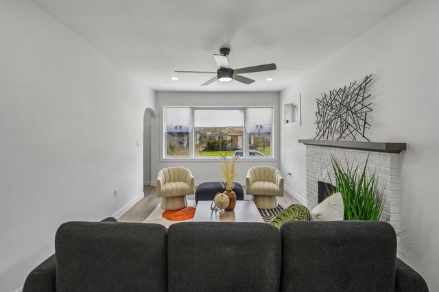 3872 Jefferson Street, Gary, IN 46408