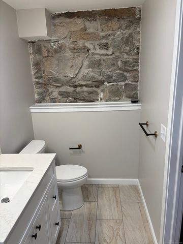 23 Main Street, East Haddam, CT 06423