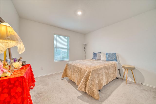 184 Kelly Street, Angleton, TX 77515