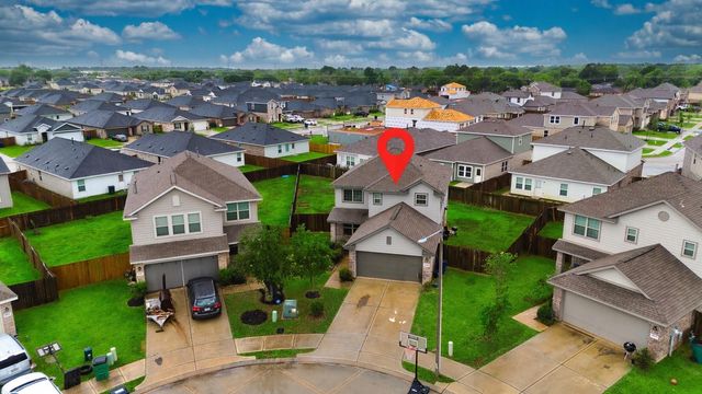 184 Kelly Street, Angleton, TX 77515