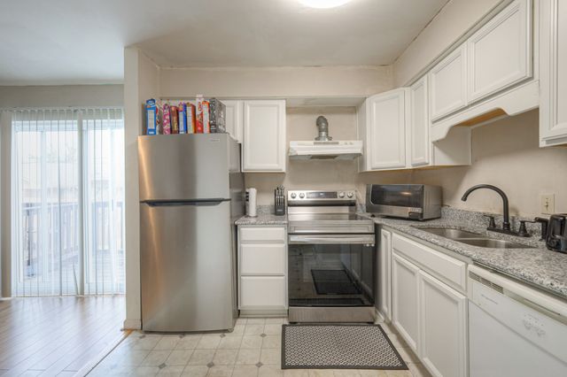 500 Paragon Mills Rd Apt D5, Nashville, TN 37211