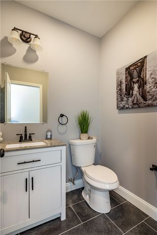 52 BRUCE Lane, Warwick, RI 02886