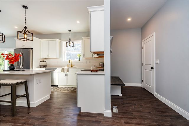 52 BRUCE Lane, Warwick, RI 02886