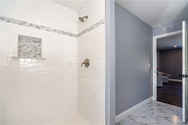 52 BRUCE Lane, Warwick, RI 02886