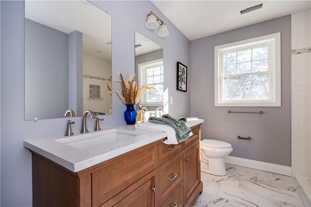 52 BRUCE Lane, Warwick, RI 02886