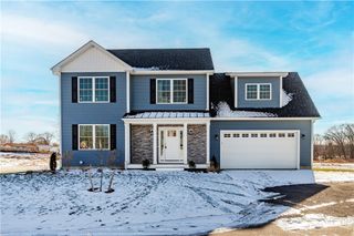 52 BRUCE Lane, Warwick, RI 02886