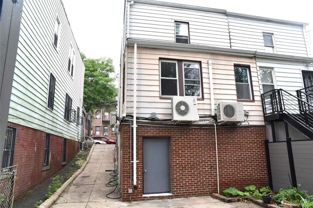 4126 Digney Avenue, Bronx, NY 10466