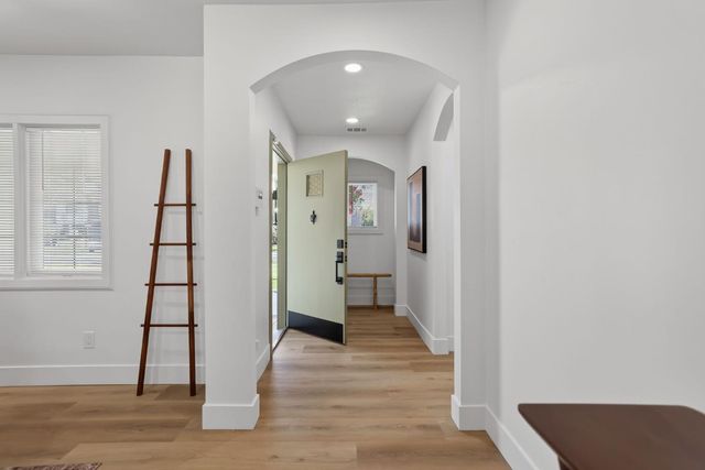 1373 47th, Sacramento, CA 95819