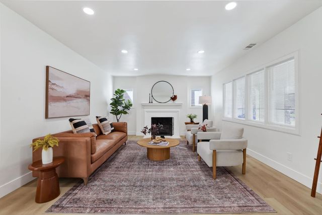 1373 47th, Sacramento, CA 95819