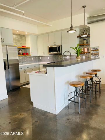 1326 N CENTRAL Avenue 303, Phoenix, AZ 85004