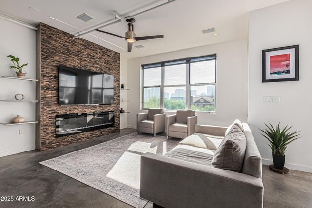 1326 N CENTRAL Avenue 303, Phoenix, AZ 85004