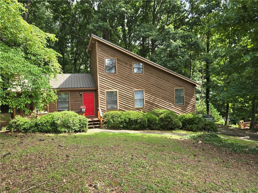 5882 Sumter Drive, Douglasville, GA 30135
