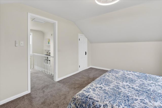 18921 Saint Marys Street, Detroit, MI 48235