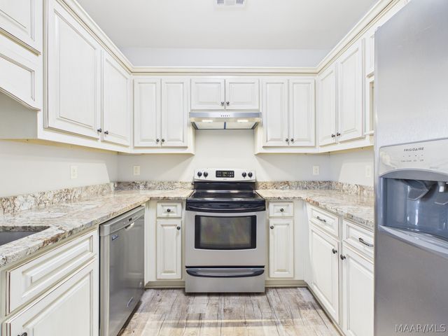 1269 County Road 85 ., Prattville, AL 36067