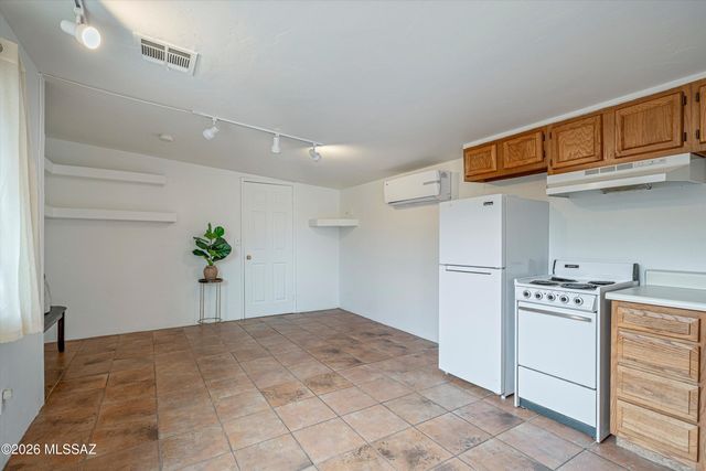 2144 E 2nd Street, Tucson, AZ 85719