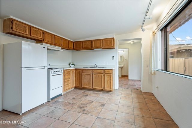 2144 E 2nd Street, Tucson, AZ 85719