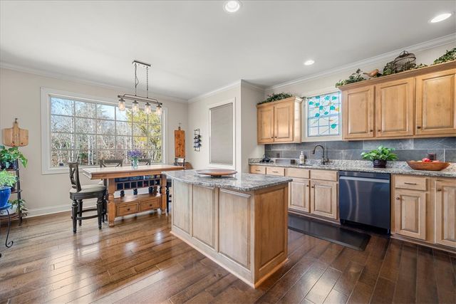 45 Puckett Mill Way, Central, SC 29630