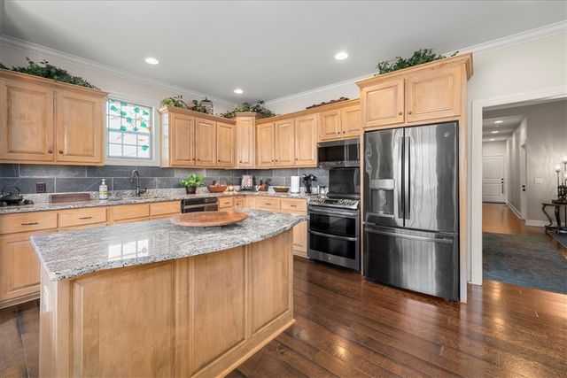 45 Puckett Mill Way, Central, SC 29630