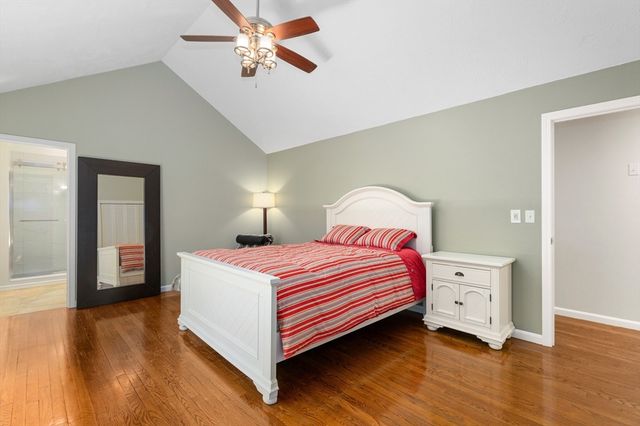 4 Simon Atherton Row, Harvard, MA 01451