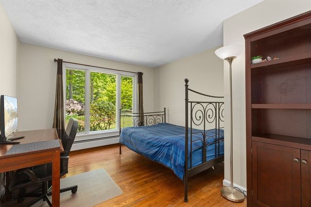4 Simon Atherton Row, Harvard, MA 01451