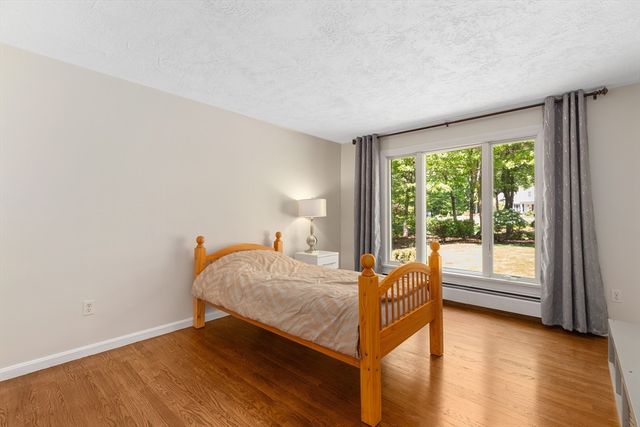 4 Simon Atherton Row, Harvard, MA 01451